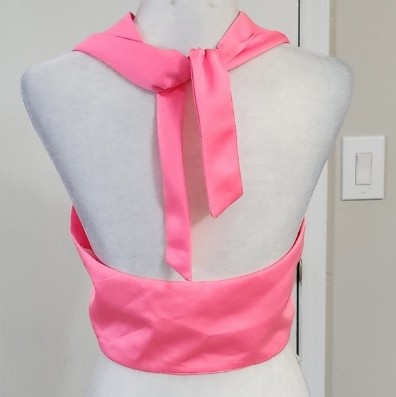 Superdown Alondra Halter Wrap top - Picture 8 of 14